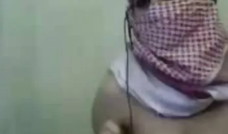 Jovem namorada videos de sexo free fica com tesão enquanto tenta fazer sexo