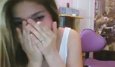 Uma mulher madura, ardente, irmã com seu redtube sexo grátis amante na buceta, mas quer gozar