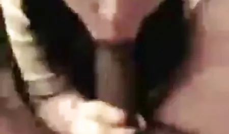 Jovem loira com uma apaixonada mulher negra só pornô grátis Lamber, língua sua buceta e bunda uns dos outros