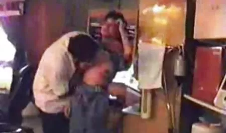 Mulher Madura está feliz em organizar uma boa foda no chuveiro com o marido e pornô japonês grátis ficar drogado