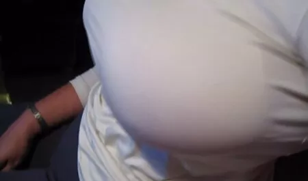 Marido tem força suficiente para o sexo anal vídeo pornô grátis com novinha com sua esposa