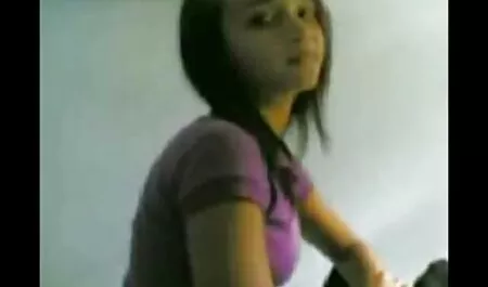 Jovem estudante vídeo pornô grátis 2019 feliz em sair da escola e ter sexo com seu namorado