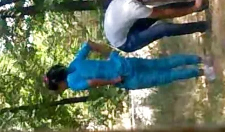 Cabelo vermelho menina cheio sexo cast vai vídeo pornô doido grátis através de sexo com uma preto cara primeiro
