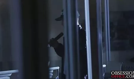Jovem cadela eu quero ver vídeo pornô brasileiro fazendo sexo em diferentes buracos