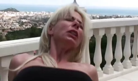 Marido brasileirinhas hd gratis colocou Estrelas pornô do banheiro para a cama