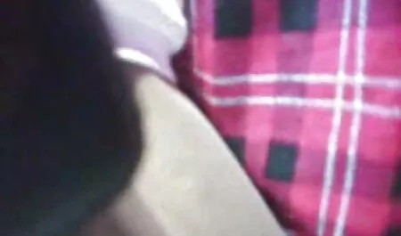 Hiddencam vídeos pornô grátis brasileiros filme traindo um Maduro bedon marido com um jovem indiana na cama