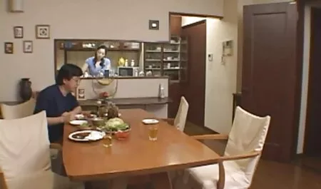 Quente adolescente vídeo de sexo grátis caseiro Latina recebe grande sofá fode sócio, Ébano