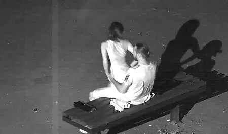 Quente lésbicas fazer amor em a LAM Lamborghini capuz video gratis anal