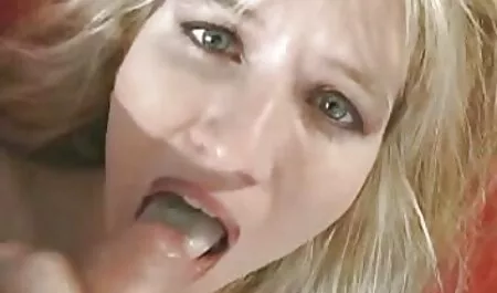 Bela buceta de uma free video porno casero madura morena esguichando masturbação com um vibrador