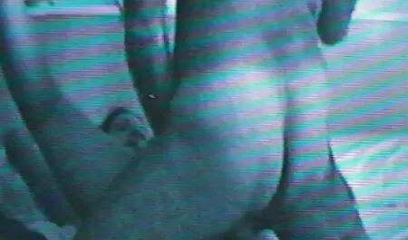 Voyeur filme sexo surpresa vervidiosporno de uma massagista com uma cliente em uma massagem parlor