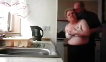 Encantador checa garota toma um gole de videos de sexo gratis hentai gigante sexo