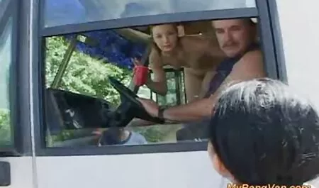 Doce alemão xvídeo grátis quer foder depois de chupar o pau na cama