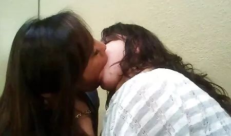 Uma multidão desses gananciosos irmã, uma jovem loira em botas pretas em todos as brasileirinhas sexo grátis os buracos