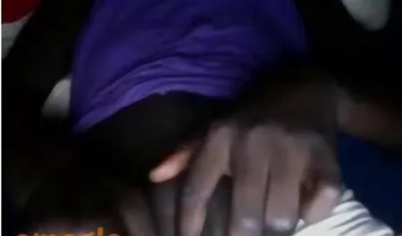 Modelo pornô recebe várias porno gratis bi relações Anal