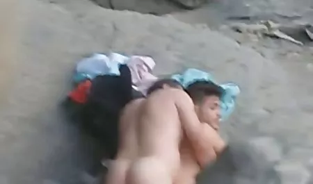 Suculento garota me toque com os dedos e doce lamber uns pornô grátis nacional dos outros bichanos em um 69