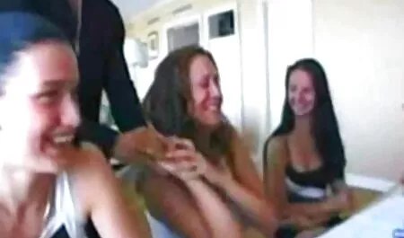 Brutal cara fode sua jovem namorada na porno yxxx boca com um falo