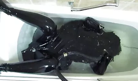 Jovem loira sexo grátis com novinha e dela anal meets dois preto cocks