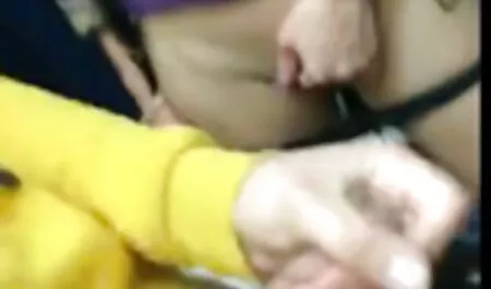 Uma jovem se surpreende com o Pau grande sexoonlinegratis de seu namorado e quer obter o delicioso esperma dele