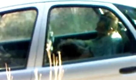 Menina auto xvídeos pornô grá agradável a si mesma e seu buraco com vibrador