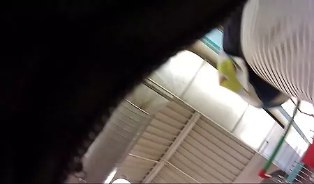 Luxuoso raspada morena buceta esguichando um vídeo sexo anal grátis vibrador