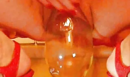Uma multidão de lésbicas maduras Mijando selvagem video amador gratis enquanto, ela, molhado, orgia